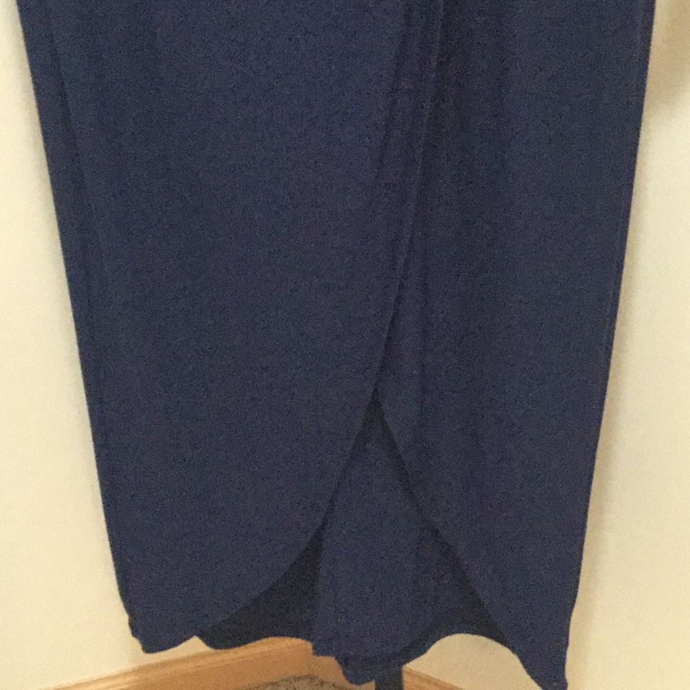Lauren Ralph Lauren Long-Sleeve Jersey Gown - Picture 9 of 9